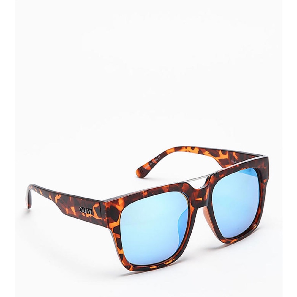Quay Chrisspy “Mila” Tortoise/Blue